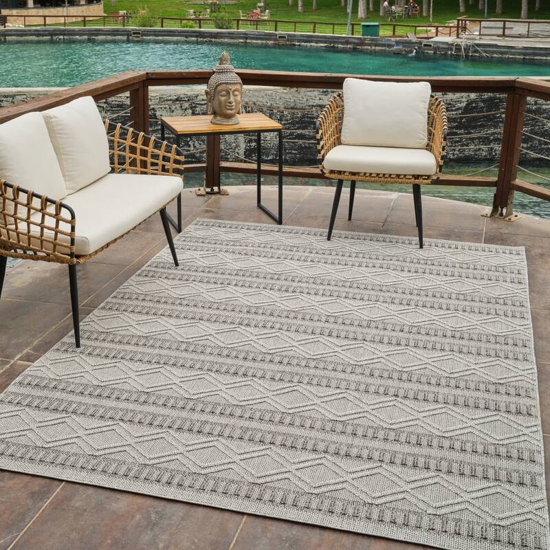 Altofi Stripe Weather Resistant Current & Stylish Outdoor Rug