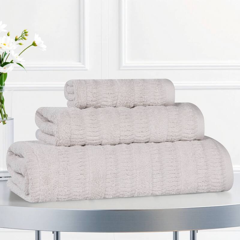 Superior Mika Smart Twist Viscose Cotton Blend 3 Piece Towel Set - Silver