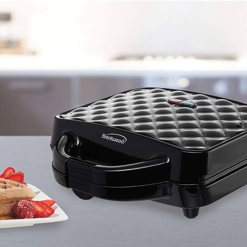 Non-Stick Dual Waffle Maker in Onyx with Indicator Lights