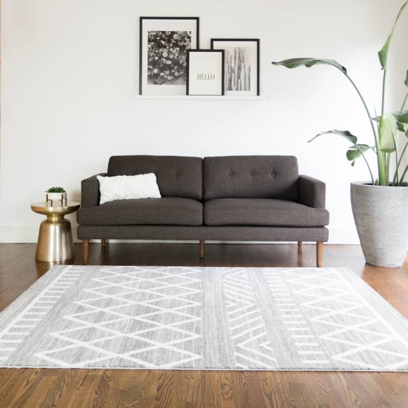 Carson Carrington Salsaker Geometric Area Rug