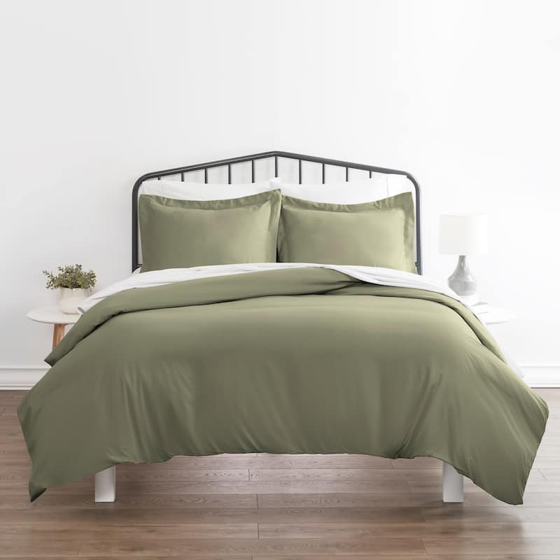 Becky Cameron Hotel Quality 3-Piece Oversized Duvet Cover Set - Sage - Full - Queen