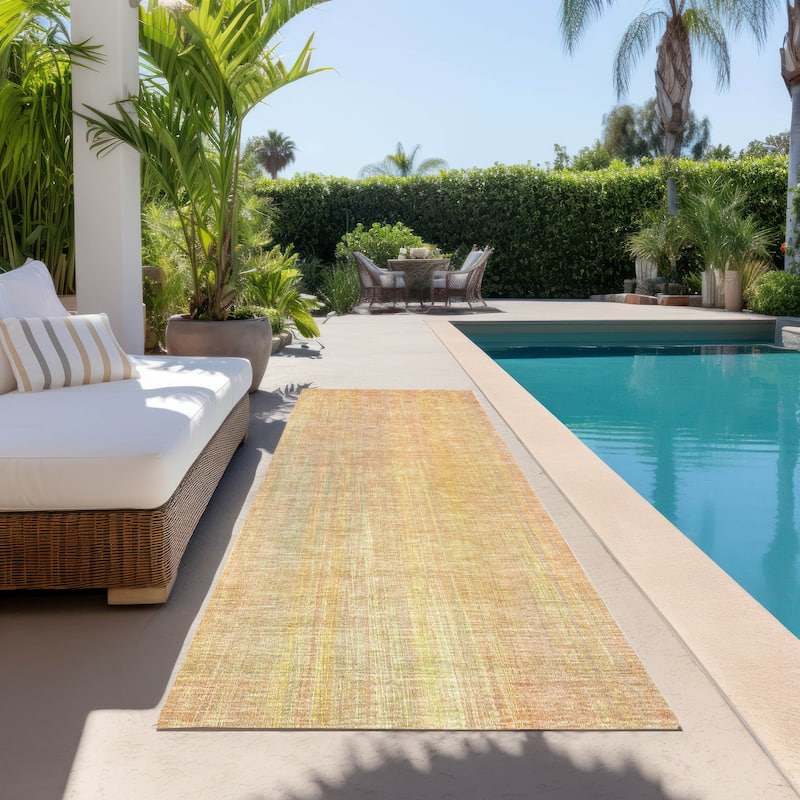 Machine Washable Indoor/ Outdoor Ombre Solid Chantille Rug - 2'3" x 7'6" - Blush