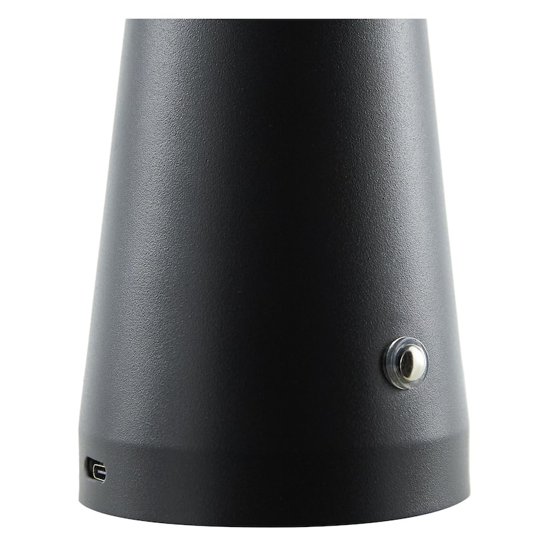Livabliss Furnas Traditional Accent Table Lamp