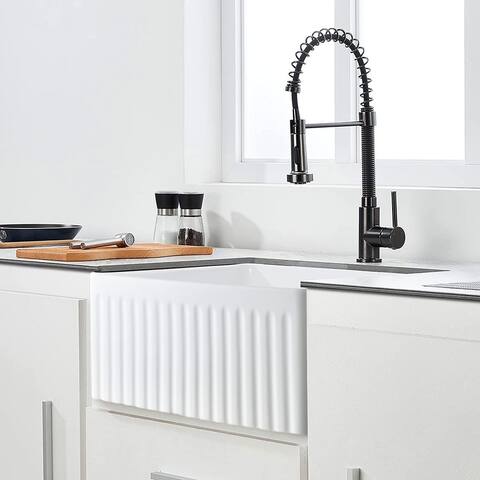 Farmhouse Kitchen Sink with Grid and Strainer