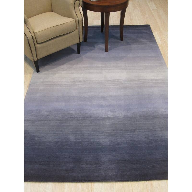 Gray Handmade Wool Transitional Horizon Rug, 7'9 x 9'9 - Soft wool rug with subtle elegant geometric design. - N/A