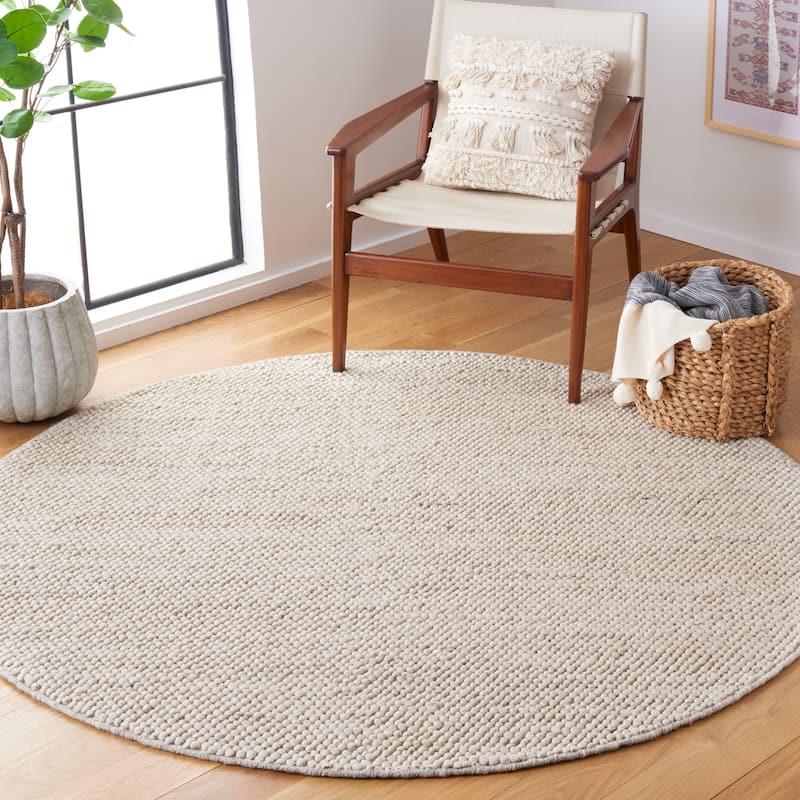 SAFAVIEH Handmade Natura Eduina New Zealand Wool Rug