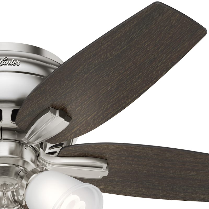 Hunter 42" Newsome Flush Mount Ceiling Fan w/ 3-Light LED Light Kit and Pull Chain - Transitional, Casual - Low Profile!