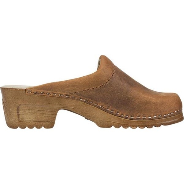 white mountain hana clog