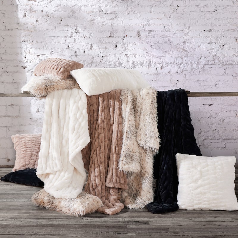 HiEnd Accents Ruched Rabbit Double-Sided Oversized Soft Cozy Plush Throw Blanket