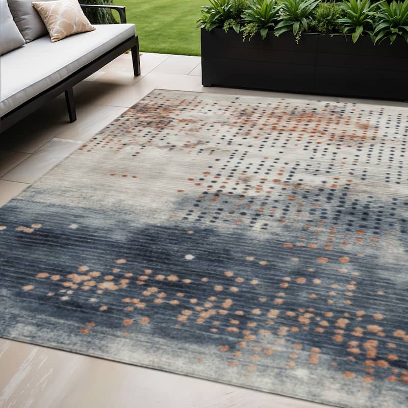 HomeRoots Geometric Transitional Rectangle Outdoor Rug - 5' X 8'