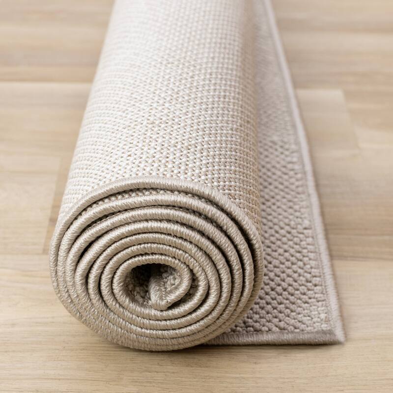 Solid Two-Tone Looped Area Rug in Cream Beige