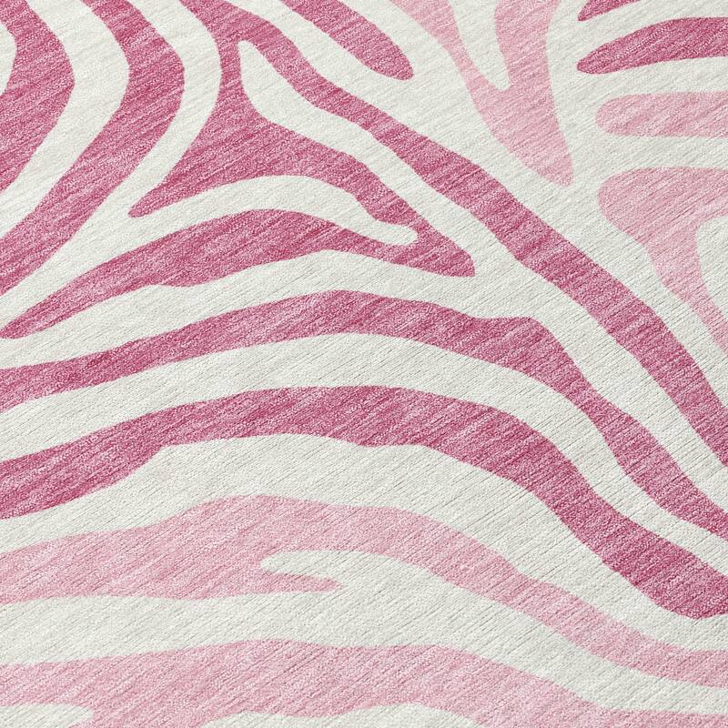 Machine Washable Indoor/ Outdoor Modern Prints Chantille Rug