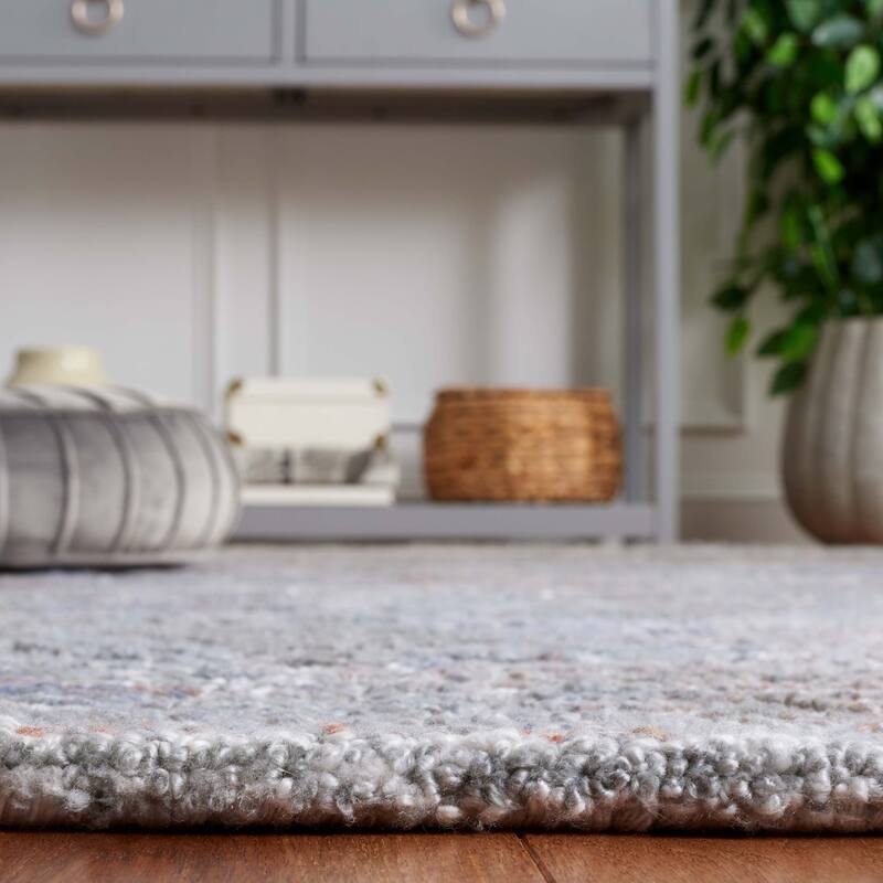SAFAVIEH Handmade Marquee Aryn Stripe Modern Rug