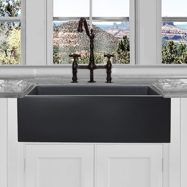 Highpoint Collection Reversible 33-inch Fireclay Farmsink Matte Black