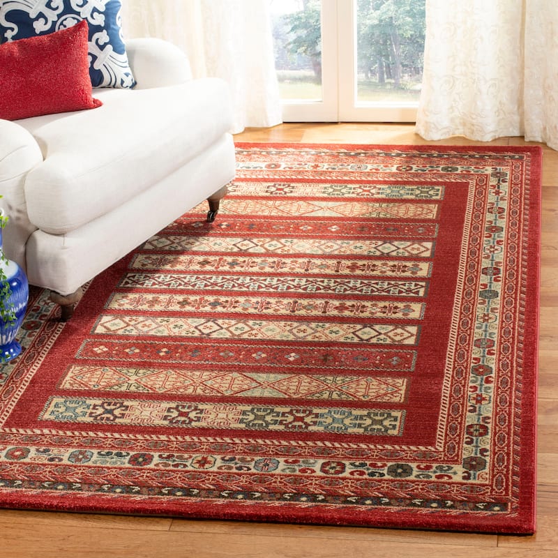 SAFAVIEH Mahal Concha Traditional Oriental Rug - 5'1" x 7'7" - Red/Creme