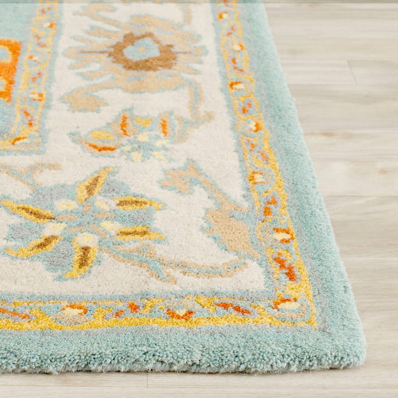 SAFAVIEH Handmade Heritage Dot Daisy Traditional Oriental Wool Rug