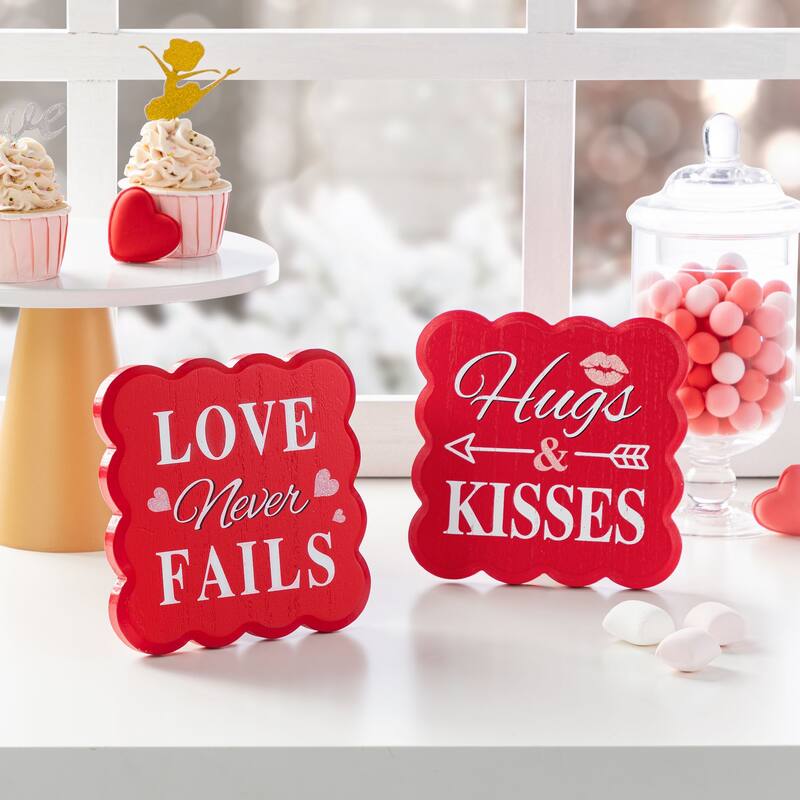 Glitzhome 6"H Set of 2 Valentine's Wooden LOVE Never Fails Table Decor