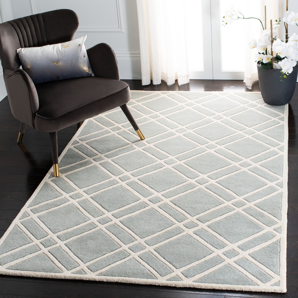 SAFAVIEH Handmade Chatham Geronda Modern Moroccan Wool Rug