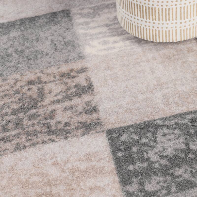 Superior Rockwood Modern Geometric Washable Indoor Runner or Area Rug