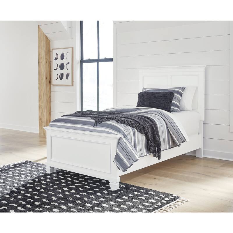 Signature Design by Ashley Fortman Panel Bed - White - Twin