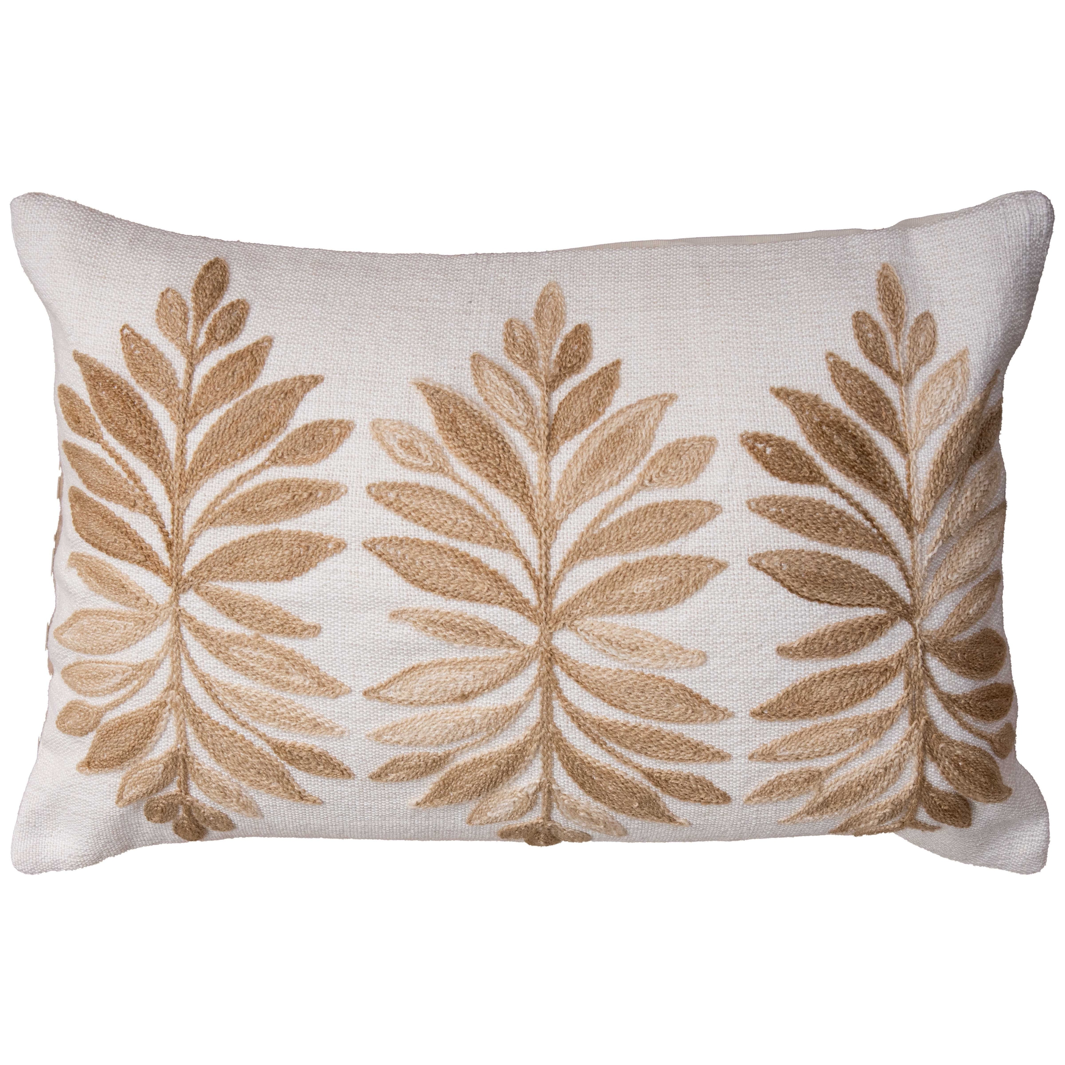 Rizzy Collection Botanical Modern Lumbar Throw Pillow