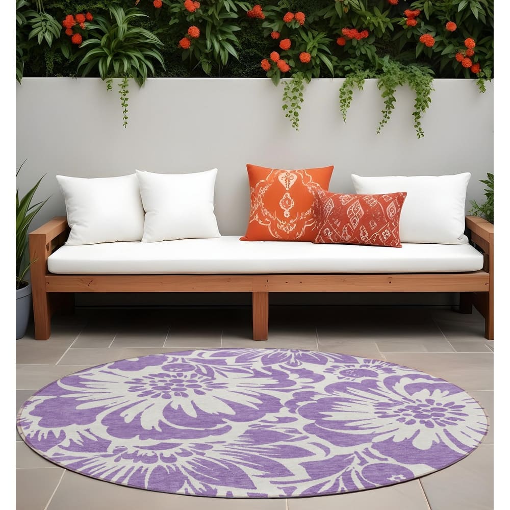 Sasi Garden-Inspired Weather Resistant Versatile Elegance Runner Outdoor Rug