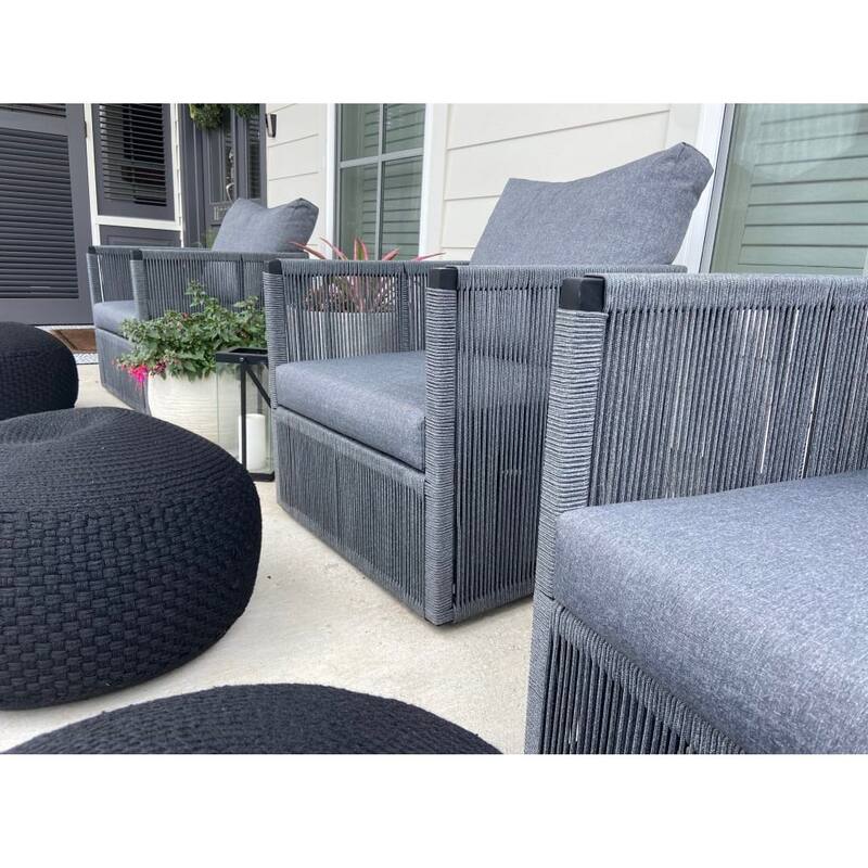 DreamPatio Antonio Swivel Patio Rope Chair with Cushions