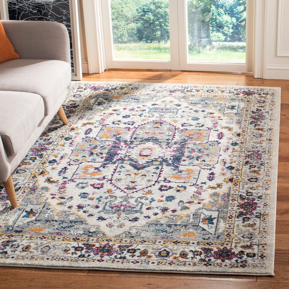 SAFAVIEH Evoke Spasenka Vintage Boho Medallion Rug