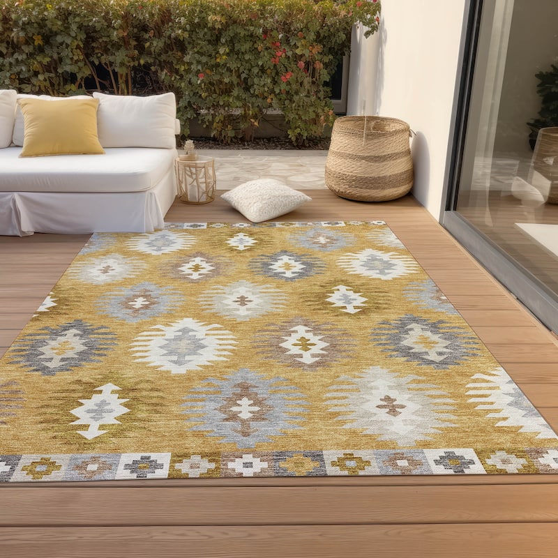 Machine Washable Indoor/ Outdoor Boho Tribal Chantille Rug - Gold - 8' x 10'