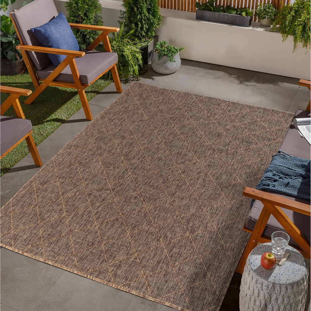 Larissa Collection Geometric Brown/Tan Indoor/Outdoor Area Rug