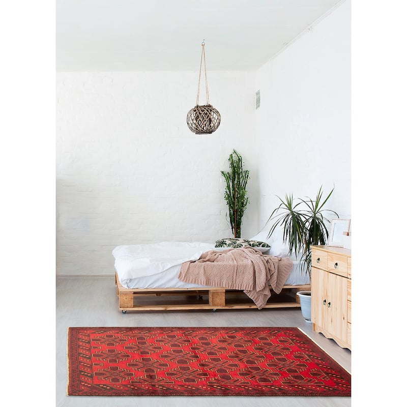 ECARPETGALLERY Hand-knotted Baluch Red Wool Rug - 4'0 x 5'11