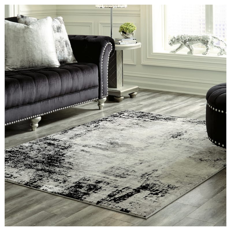Zekeman Black/Cream/Gray Medium Rug - 5'3"W x 7'7"D