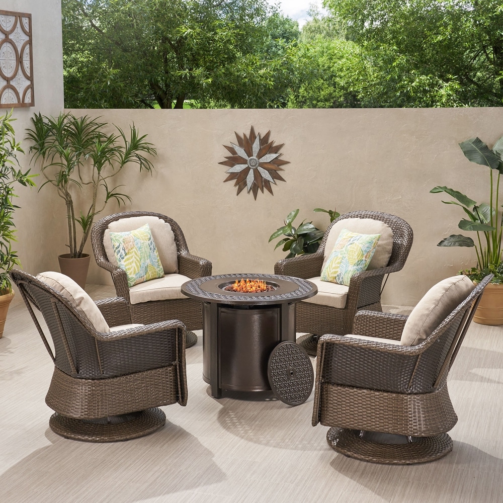 Christopher knight 2025 outdoor wicker chairs