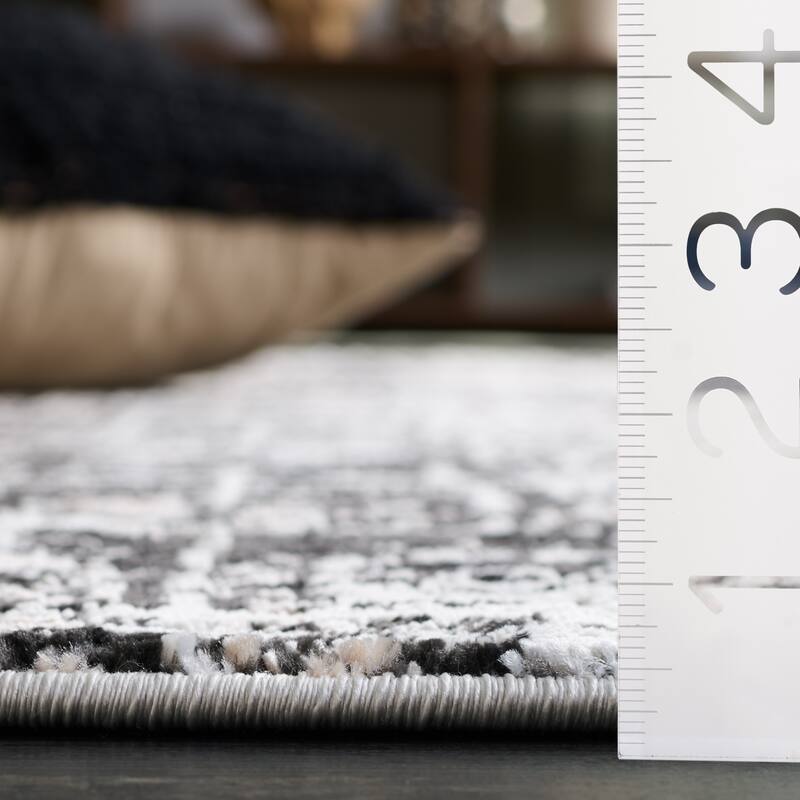 SAFAVIEH Mila Arnetta Modern & Contemporary Rug