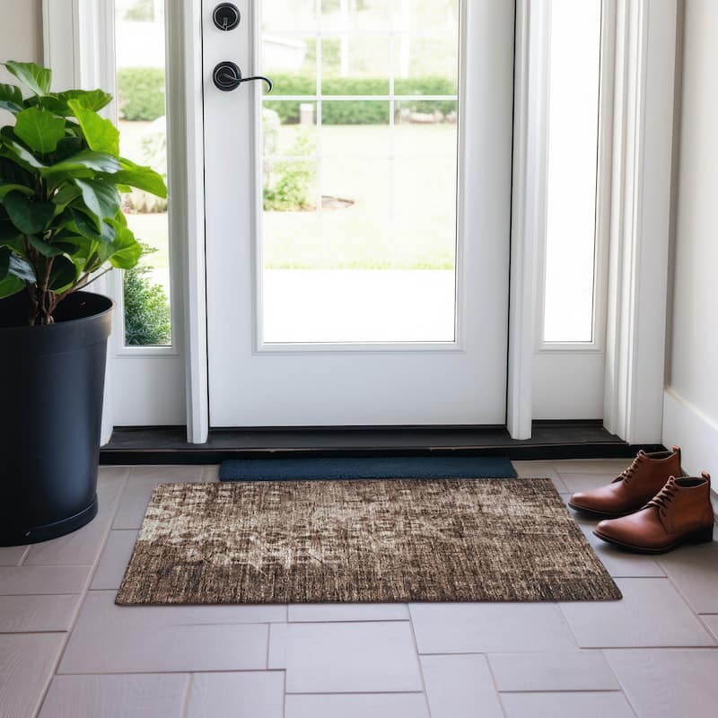 Machine Washable Indoor/ Outdoor Chantille Abstract Modern Rug - Chocolate - 1'8" x 2'6"