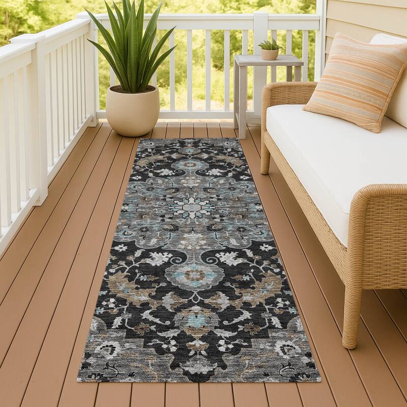 Machine Washable Indoor/ Outdoor Traditional Indore Chantille Rug - Black - 2'3" x 7'6"
