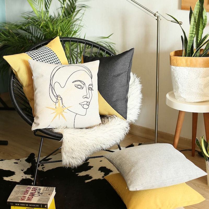 HomeRoots 18" X 18" Grey And Black Solid Color Zippered Handmade Polyester Throw Pillow Cover