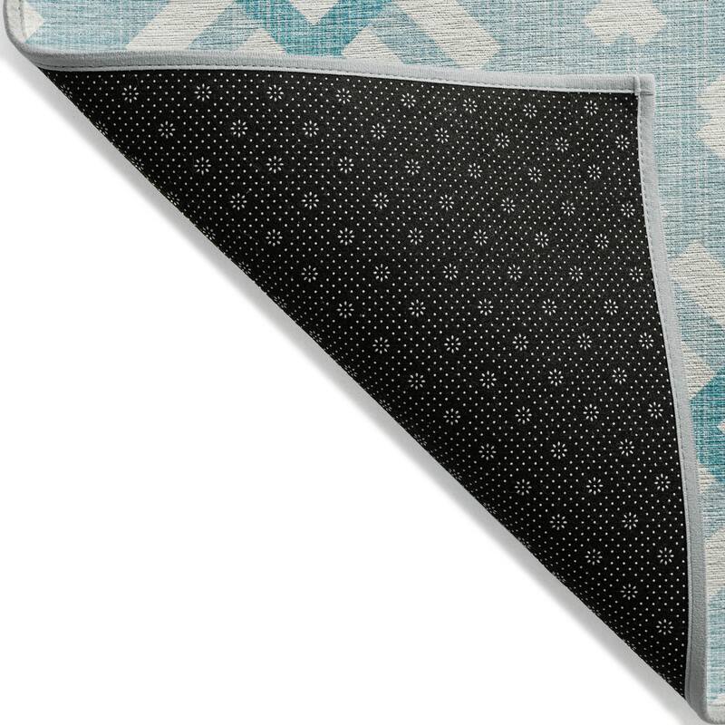 Machine Washable Indoor/ Outdoor Chantille Contemporary Trellis Rug