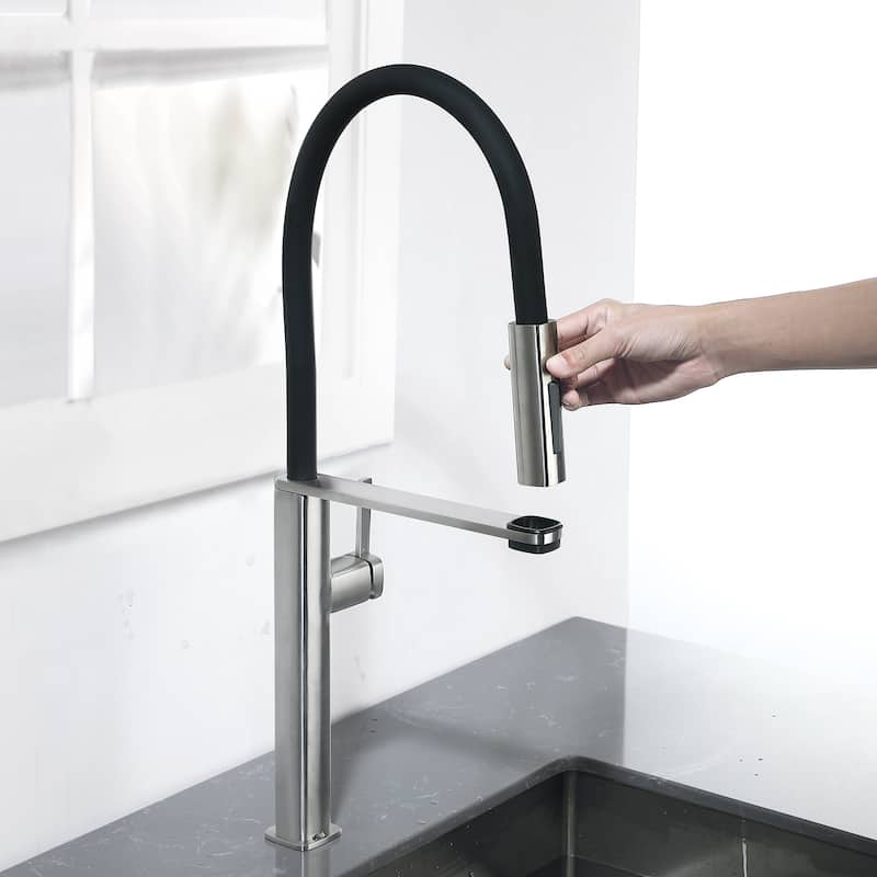Single Handle Pull Down Sprayer Kitchen Faucet with in Brushed Nickel