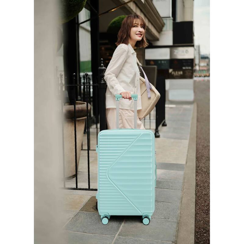 20"/24"/28" 3 pcs/set in ABS Spinner Wheel Luggage, Carry on Suitcase,TSA Combination Lock For Big And Middle Size