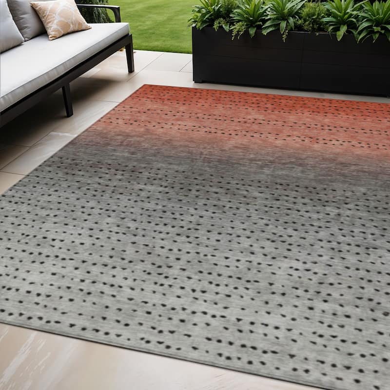 HomeRoots Abstract Transitional Rectangle Outdoor Rug - 5' X 8'