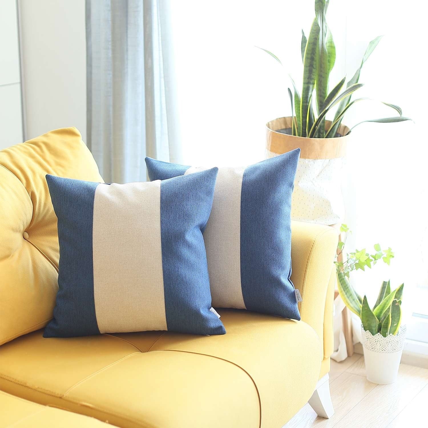 Set Of 2 Blue And White Center Pillow Covers Set Of 2 Blue And White Center Pillow Covers
