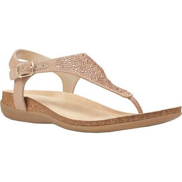 bandolino thong sandals