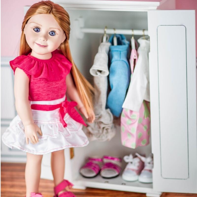 white pink dolls
