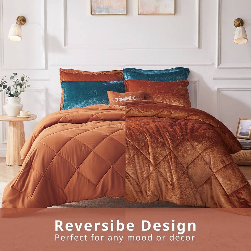 Intelligent Design Isabel Velvet Comforter Set