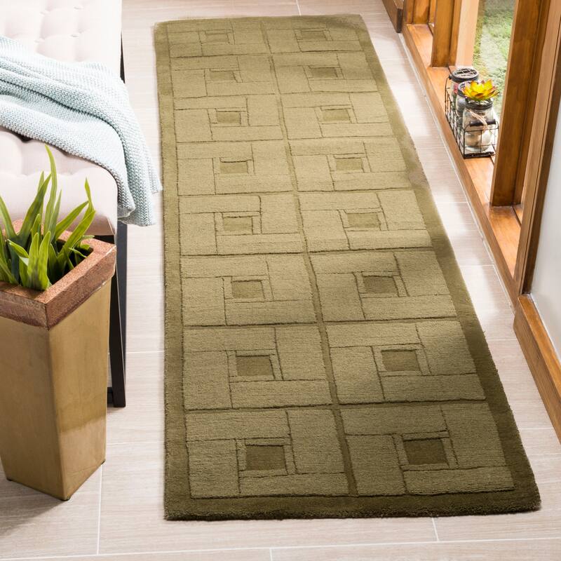 Martha Stewart by SAFAVIEH Square Knot Wool Rug