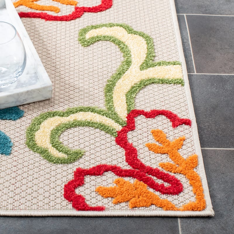 SAFAVIEH Cabana Ortrun Indoor/ Outdoor Waterproof Patio Floral Rug