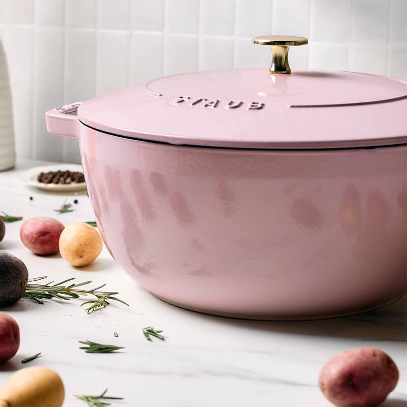 Staub Cast Iron Essential French Oven, Dutch Oven, 5-quart, serves 5-6, Made in France - 5-qt