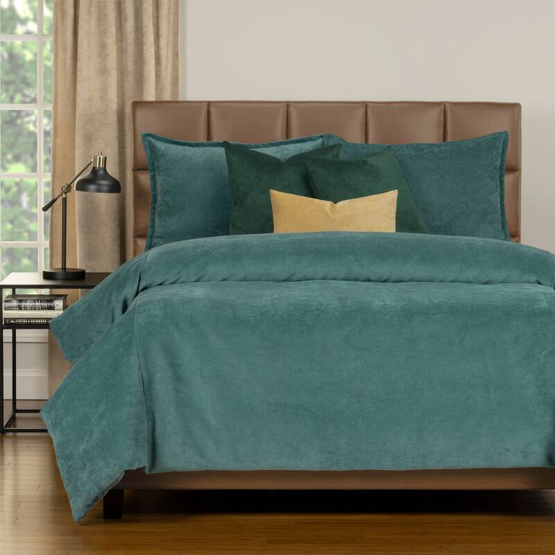 Mixology Padma 7 Piece Duvet Cover and Insert Set