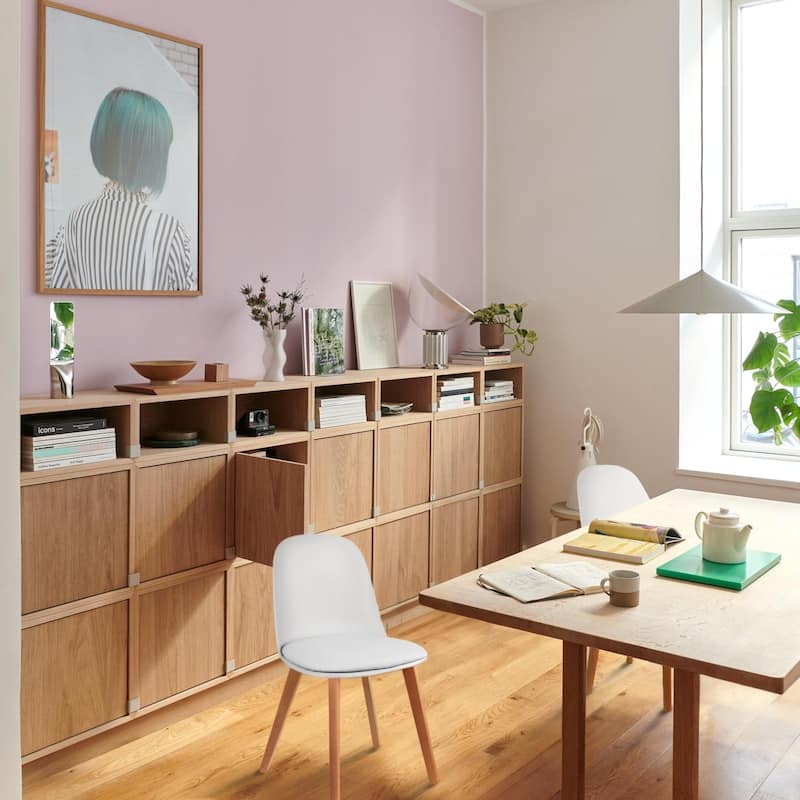 Set of 4 Plastic Dining Chairs Padded Cushion Faux Leather Wooden Legs For Kitchen Waiting Room Outdoor Party